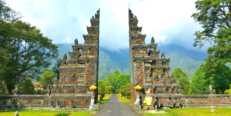 Gerbang Keajaiban Pesona Indahnya Handara Golf Course