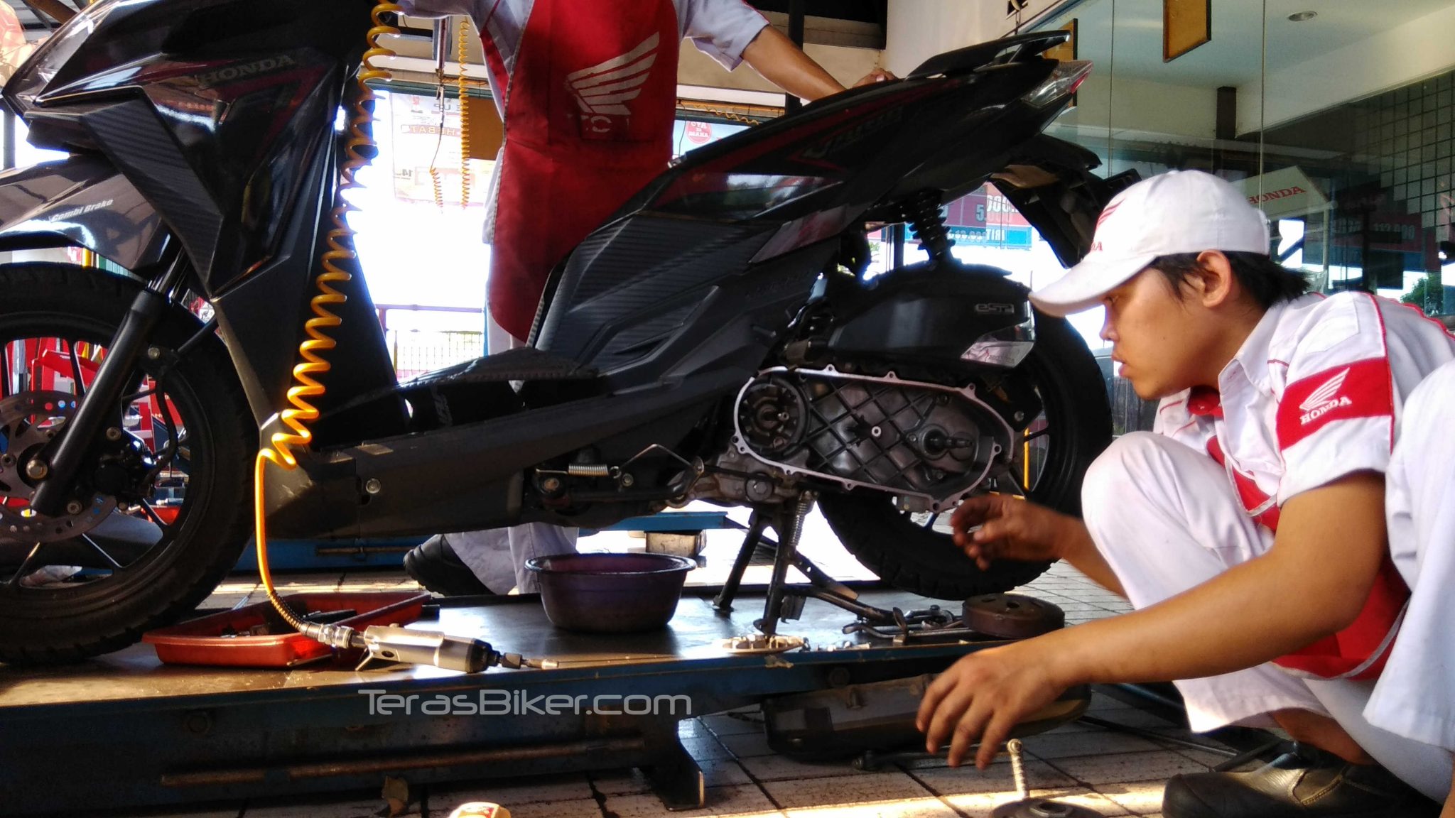 Tips Jitu Merawat Mesin Motor 4 Tak Anda